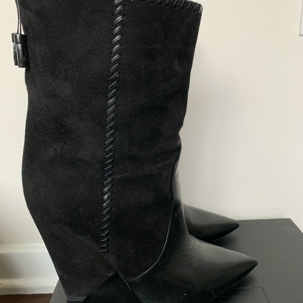 AUTHENTIC YSL SAINT LAURENT BOOTS